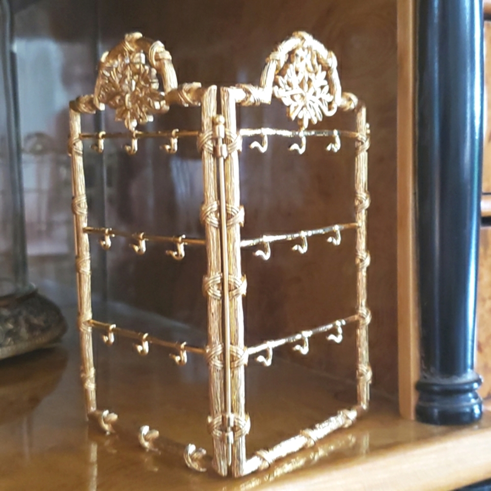 🔥HP🔥RARE Joan Rivers Classic Collection Jewelry Egg Frame/Stand Holder, gold